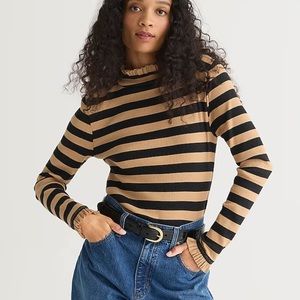 Vintage rib ruffle mockneck tee in stripe